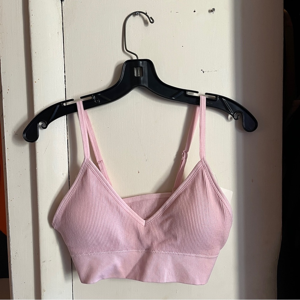 NWT Pink Ribbed Bralette size M